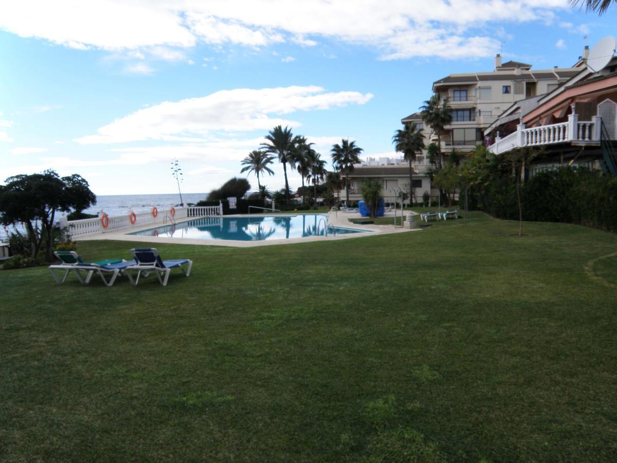 Apartamento en la playa Apartamento Mijas Costa Exterior foto